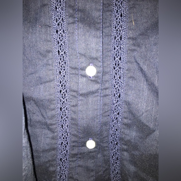 GAP Relaxed Button-Front Lace Top - NWT - Picture 4 of 7